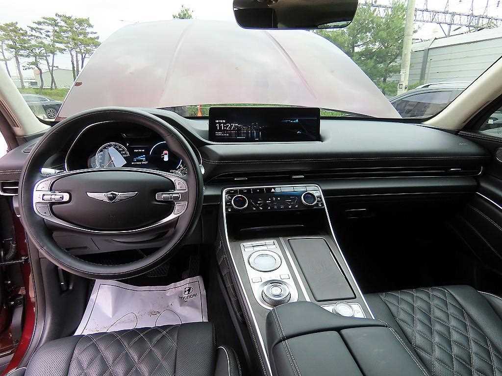Genesis GV80 - Vista 7