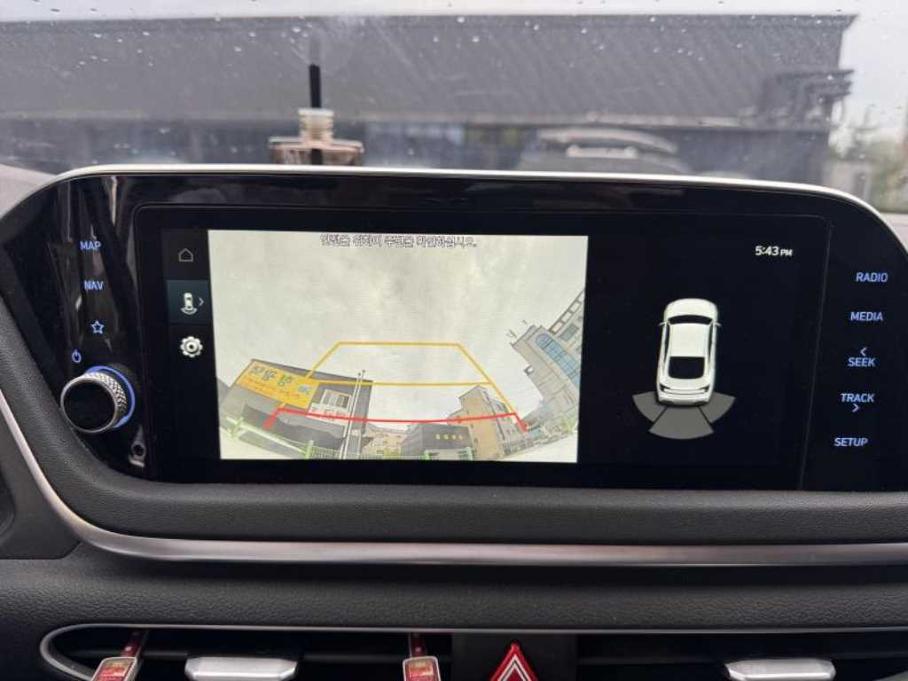 HYUNDAI Sonata - Vista 7