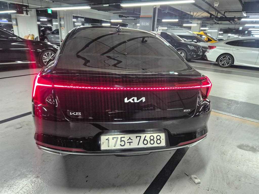 KIA K8 - Vista 4