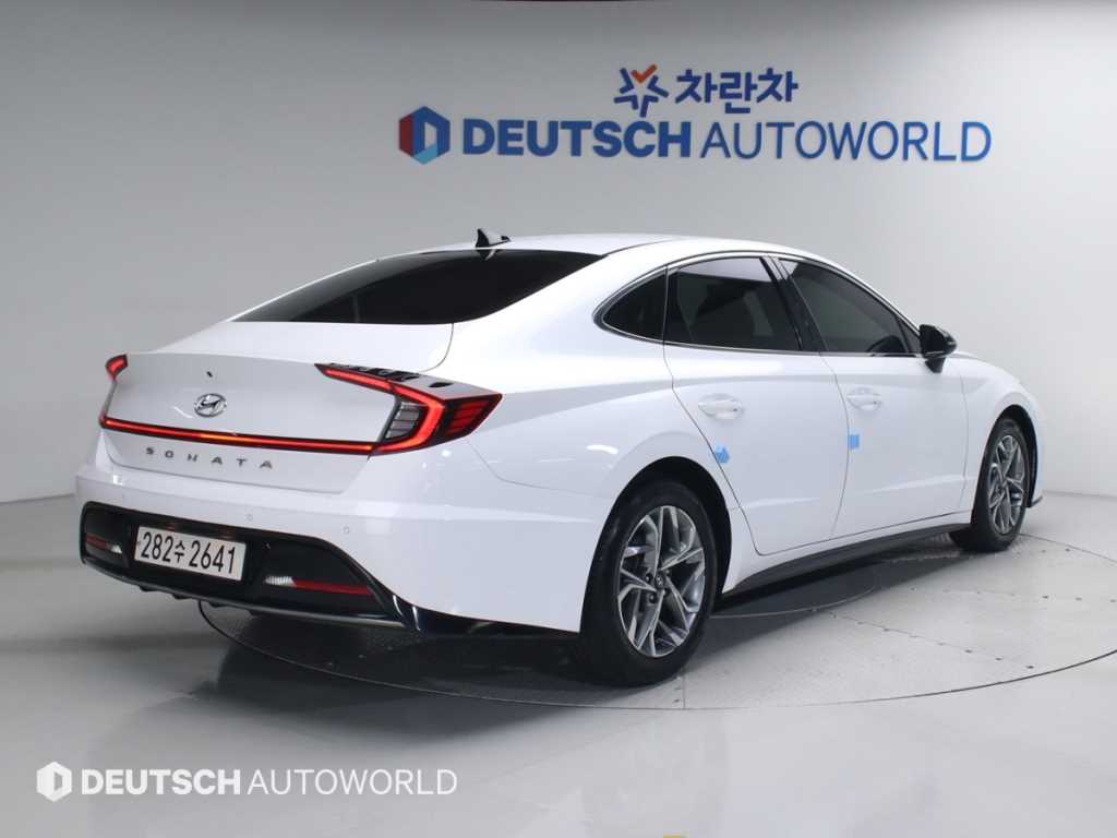 HYUNDAI Sonata - Vista 5
