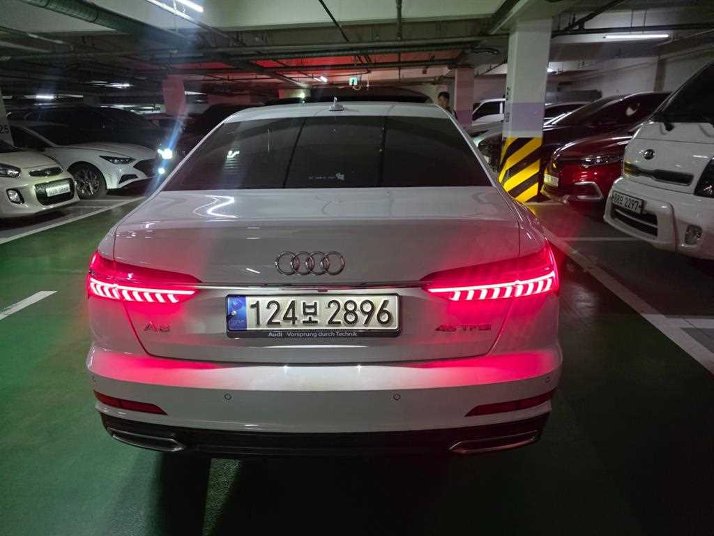 Audi A6 - Vista 4