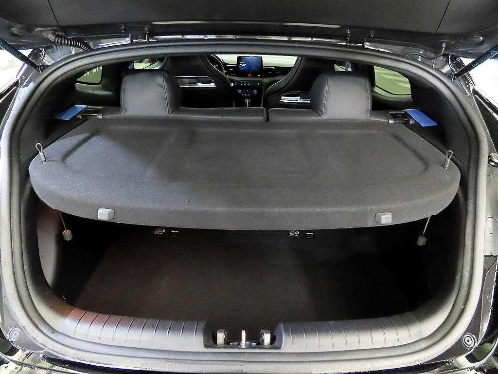 HYUNDAI Veloster 2022 Negro - Importación desde Corea - HF Imports Iquique - Foto 17