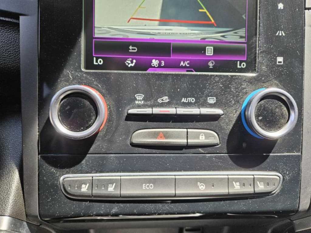 SAMSUNG QM6 - Vista 12