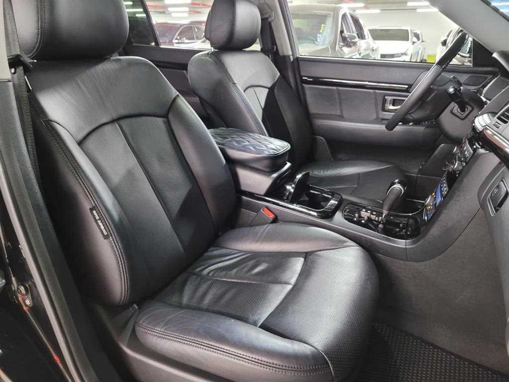 KIA Opirus - Vista 6