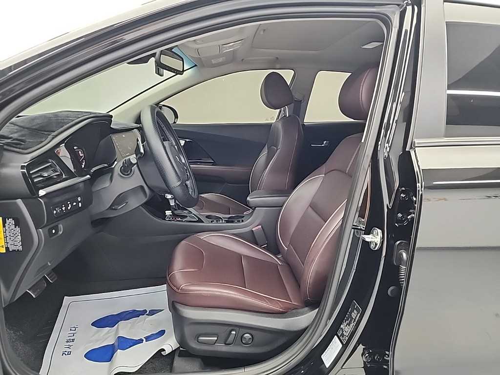 KIA Niro - Vista 11