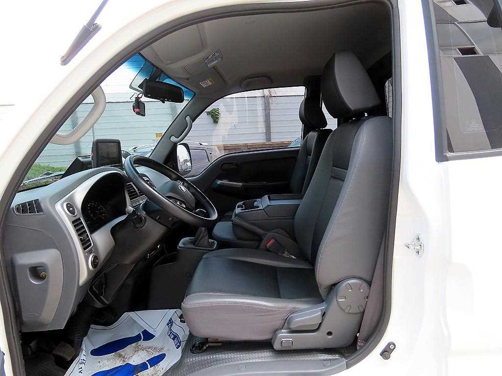 Small Truck Top_Integrated Top Powergate - Vista 9