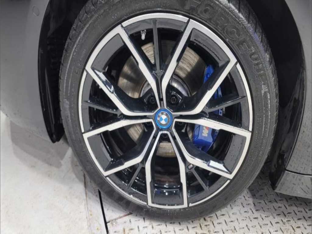 BMW 5 Series - Vista 10