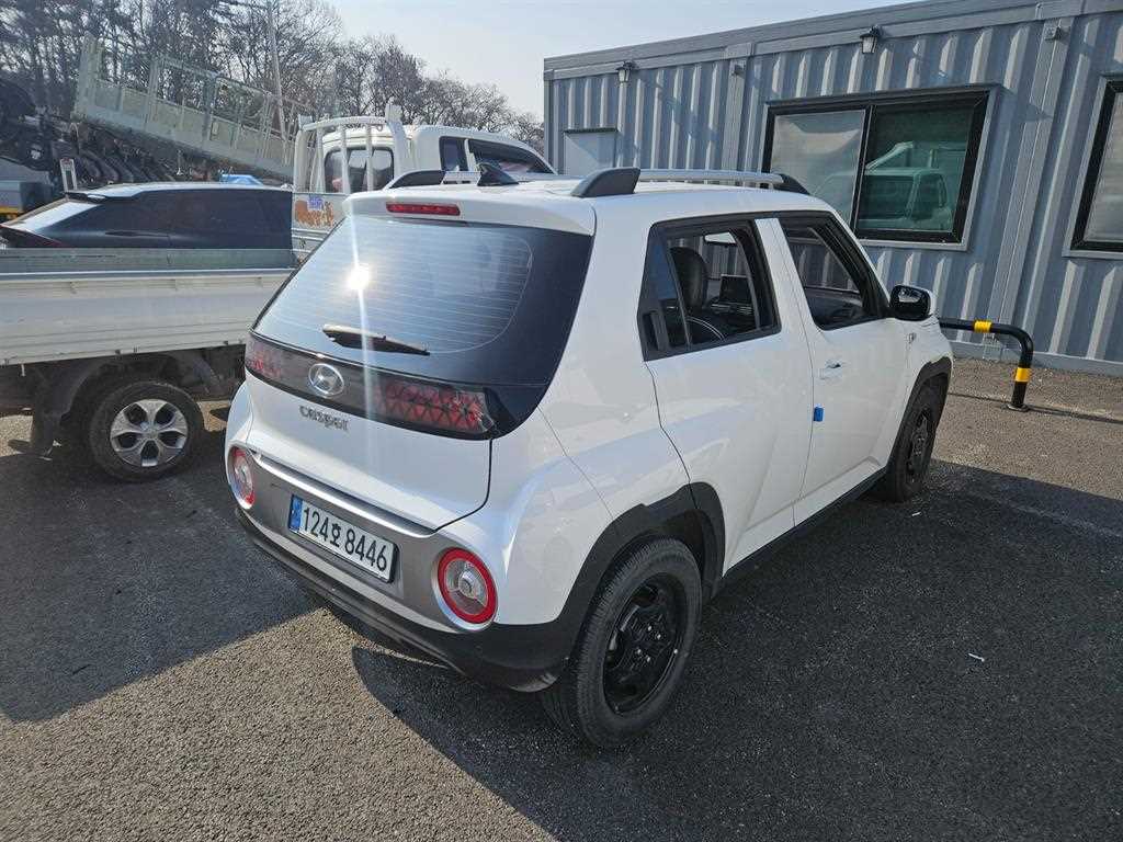 HYUNDAI Casper - Vista 5