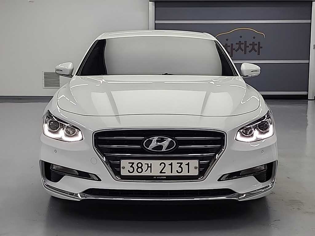 HYUNDAI Grandeur - Vista 2