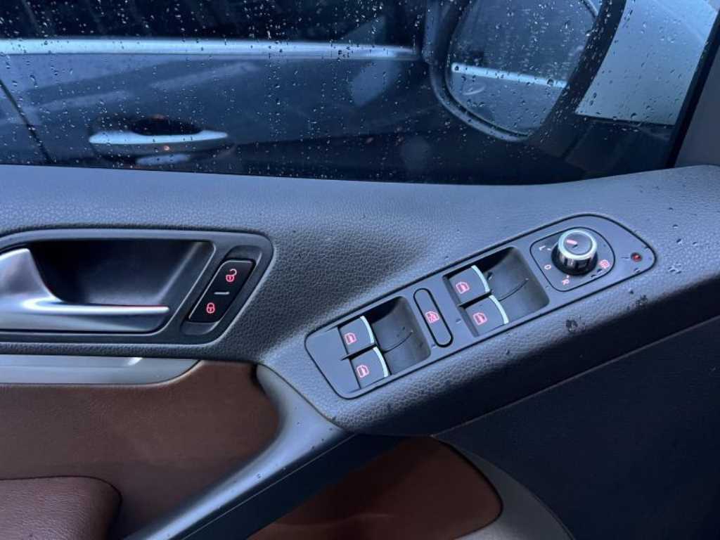 Volkswagen Tiguan - Vista 10