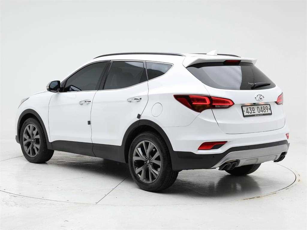 HYUNDAI Santa Fe - Vista 4