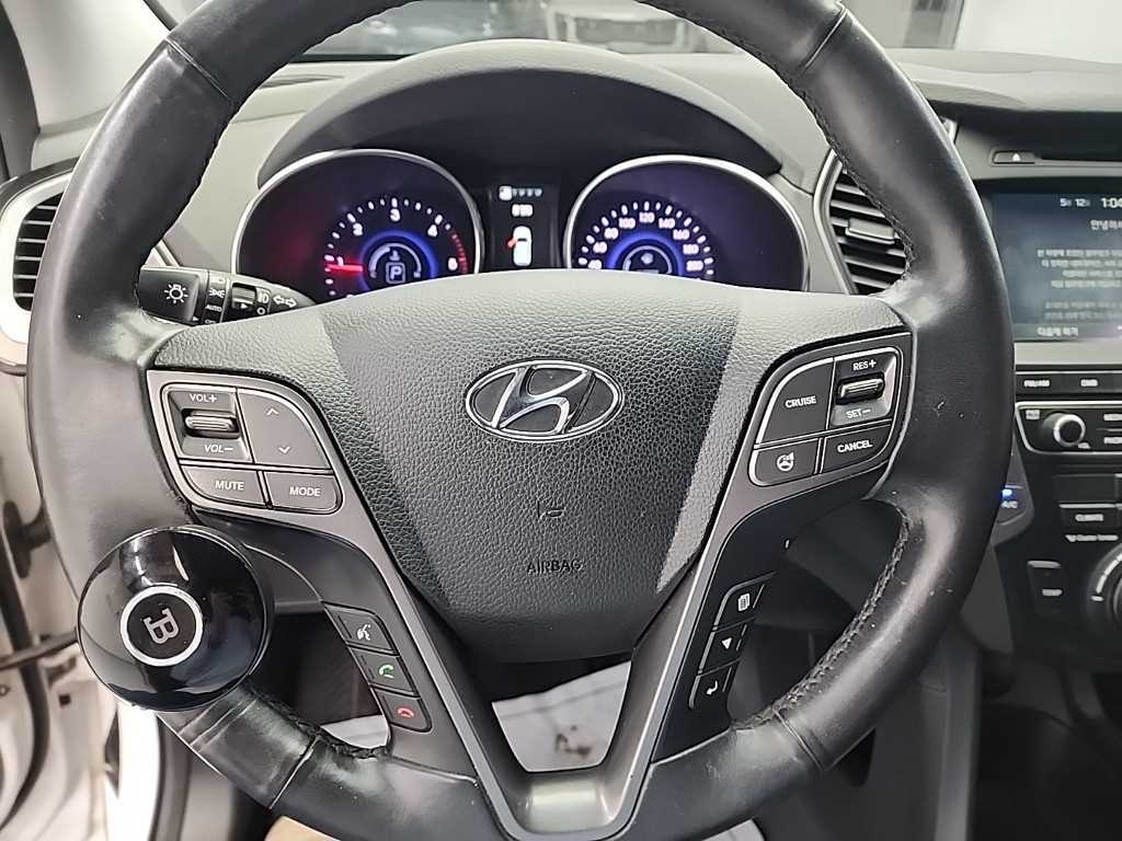 HYUNDAI Santa Fe - Vista 9
