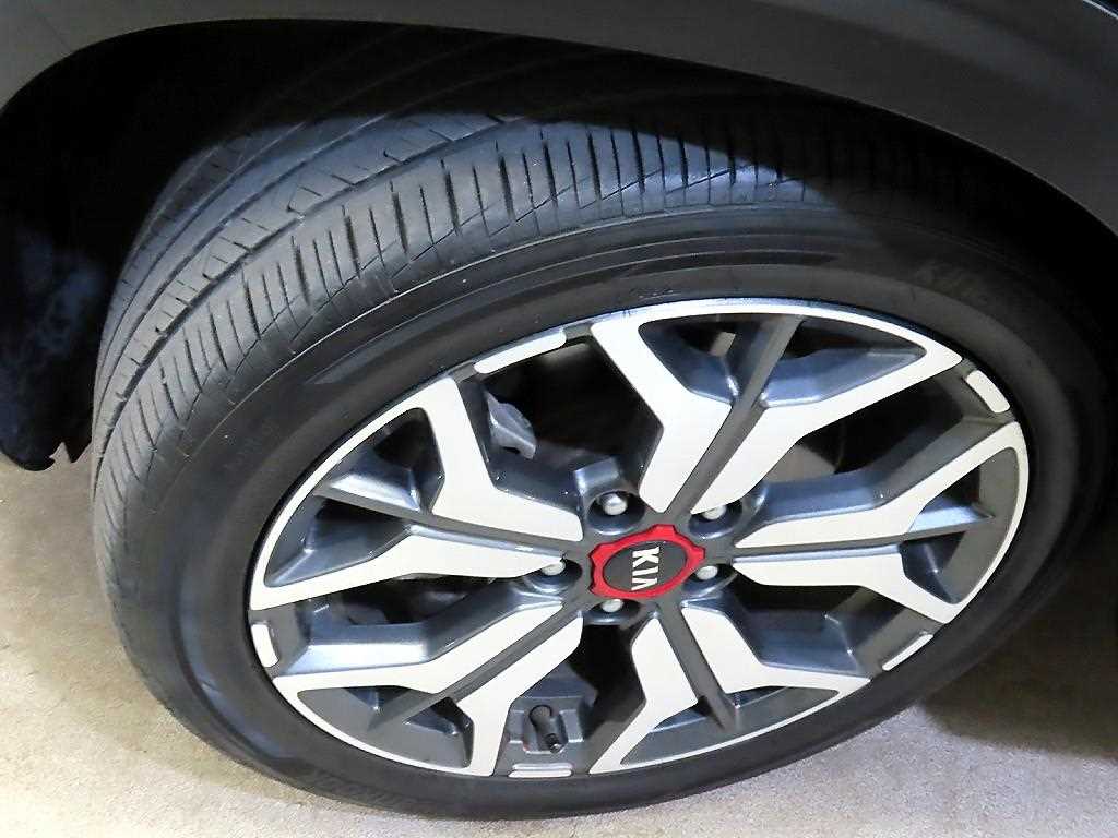 KIA Seltos 2020 Negro - Importación desde Corea - HF Imports Iquique - Foto 20