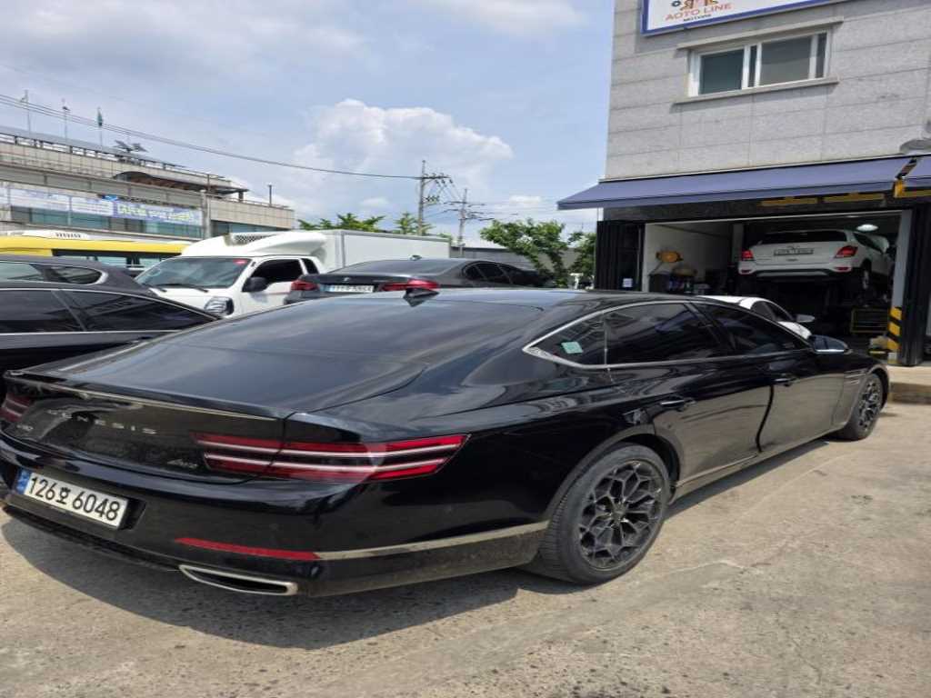Genesis G80 - Vista 4