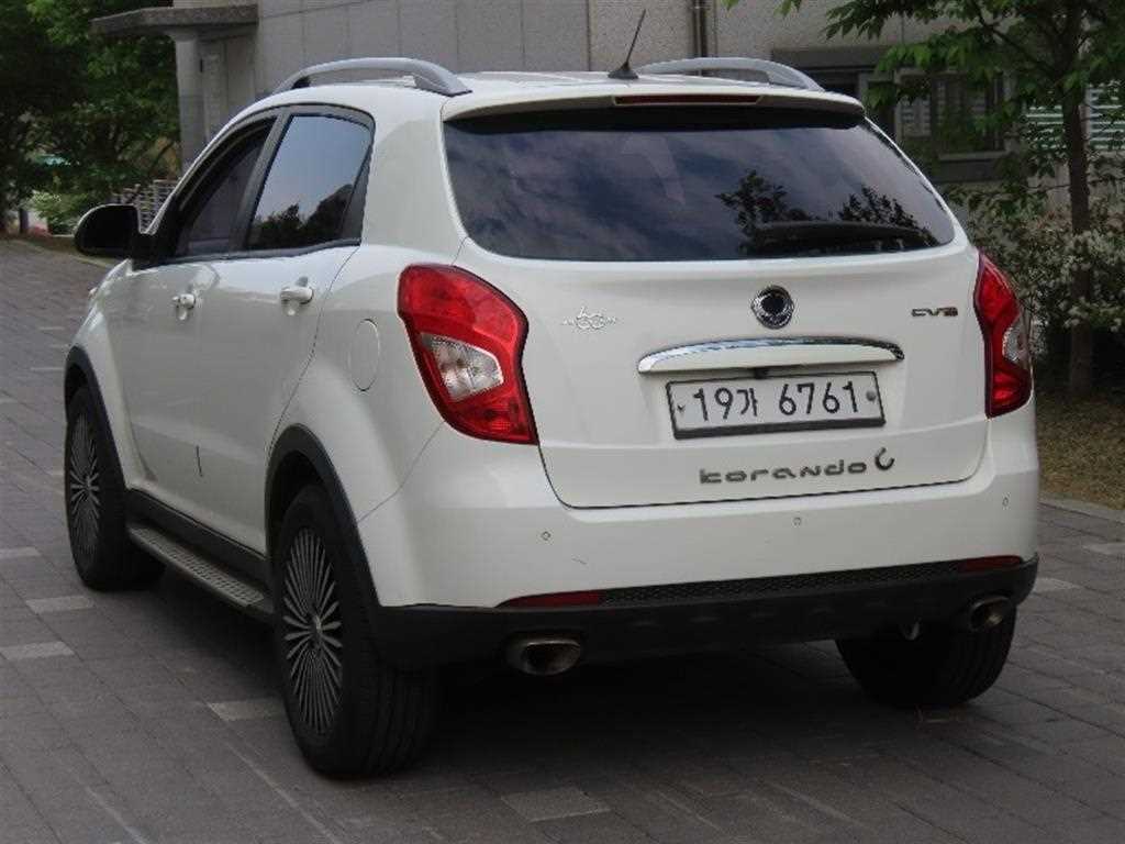 Ssangyong Korando - Vista 4