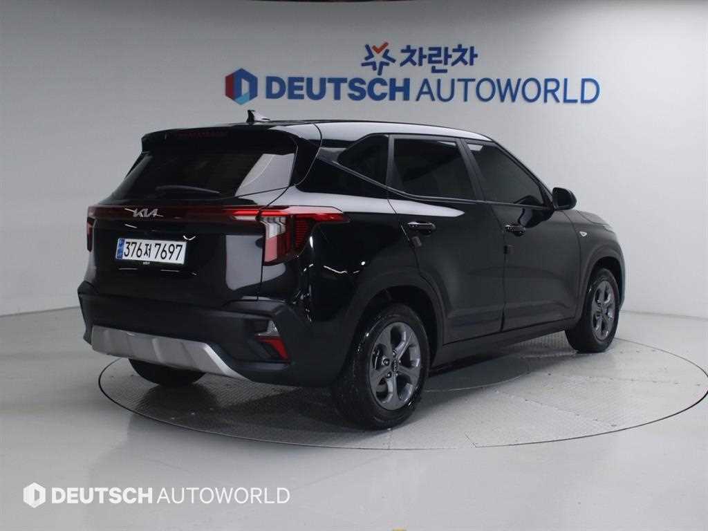 KIA Seltos - Vista 2