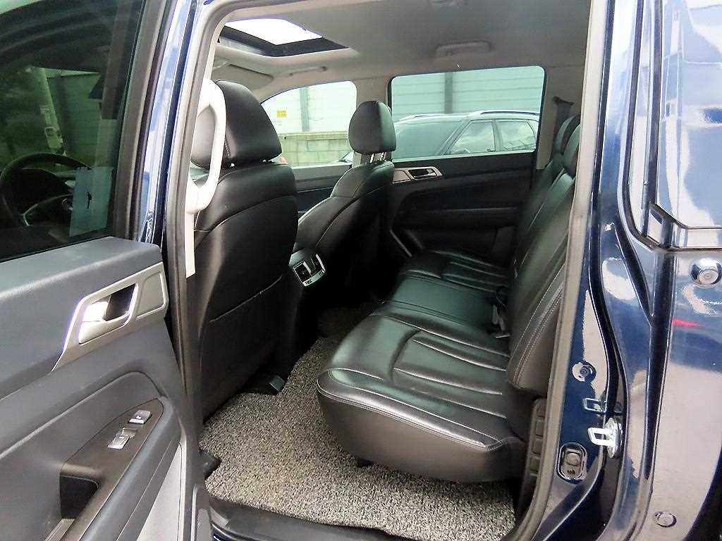 Ssangyong Rexton - Vista 6