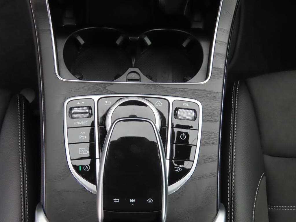 Mercedes Benz C Class - Vista 10