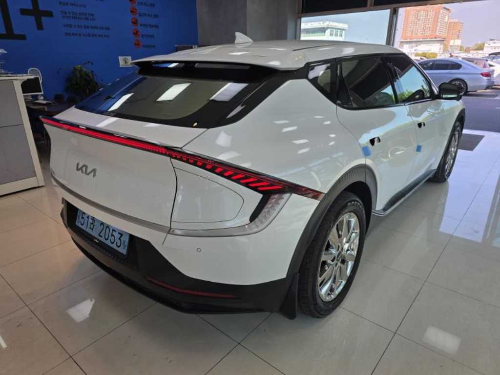 KIA EV6 - Vista 3