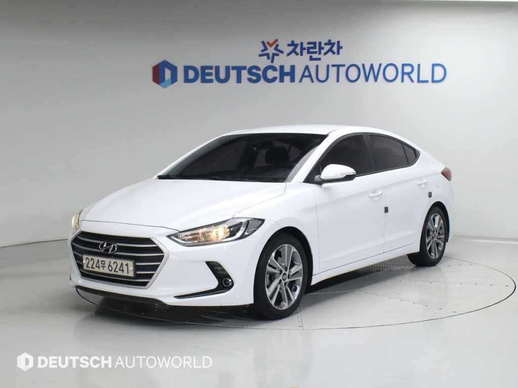 HYUNDAI Avante 2018 Blanco - Importación desde Corea - HF Imports Iquique - Foto 1