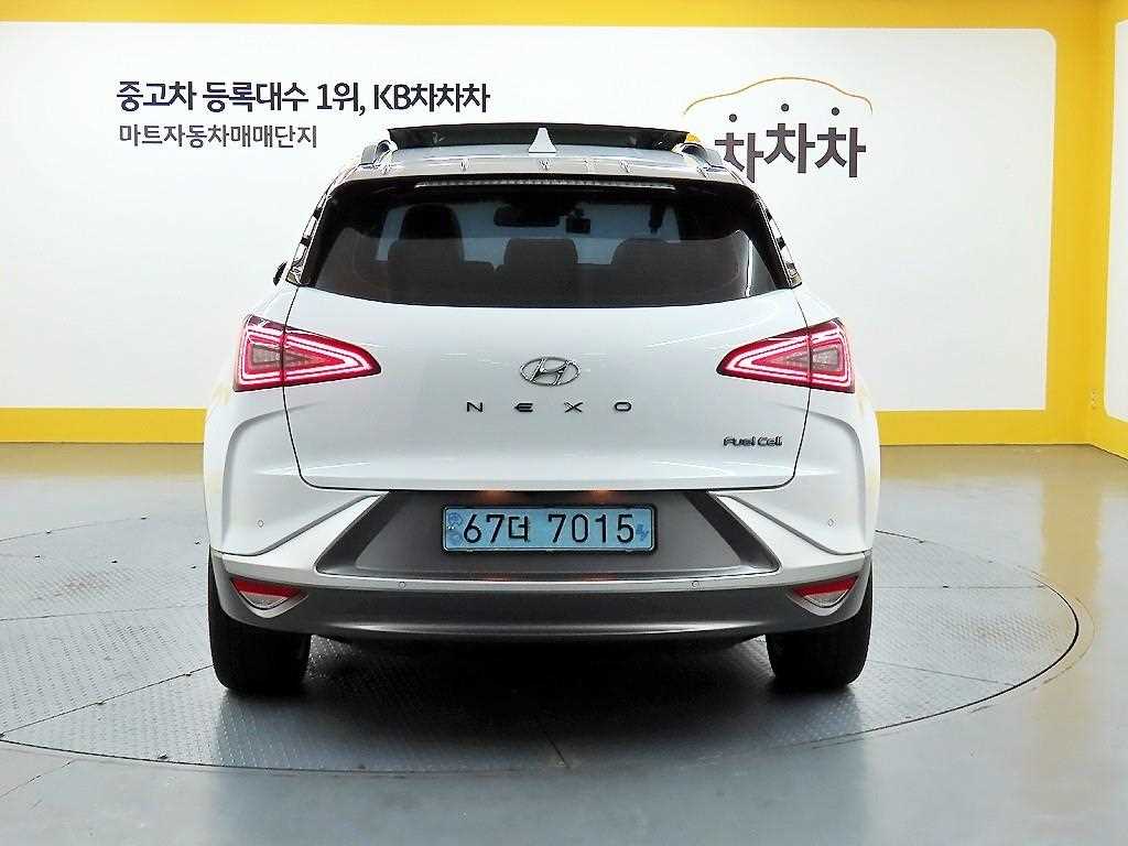 HYUNDAI Nexo - Vista 3