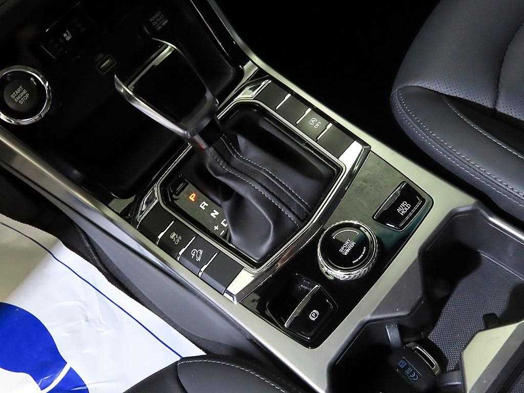 Ssangyong Korando - Vista 12