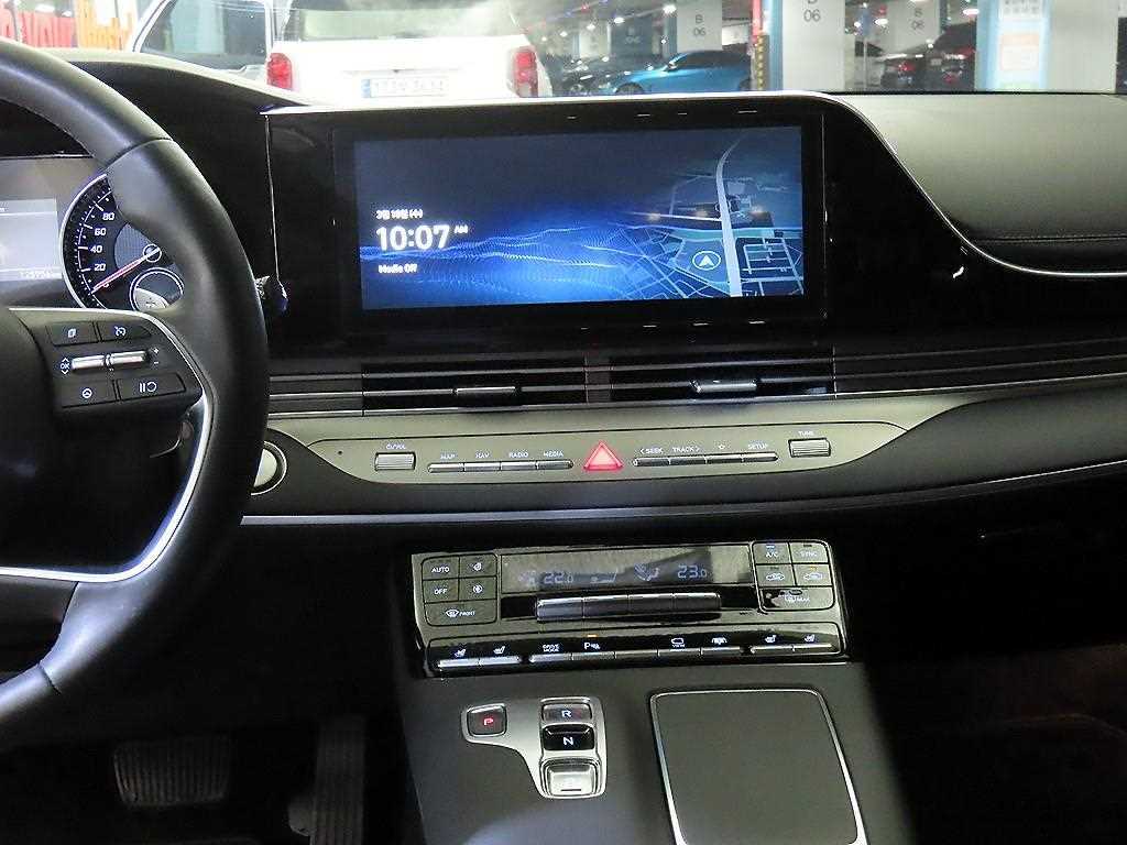 HYUNDAI Grandeur - Vista 11