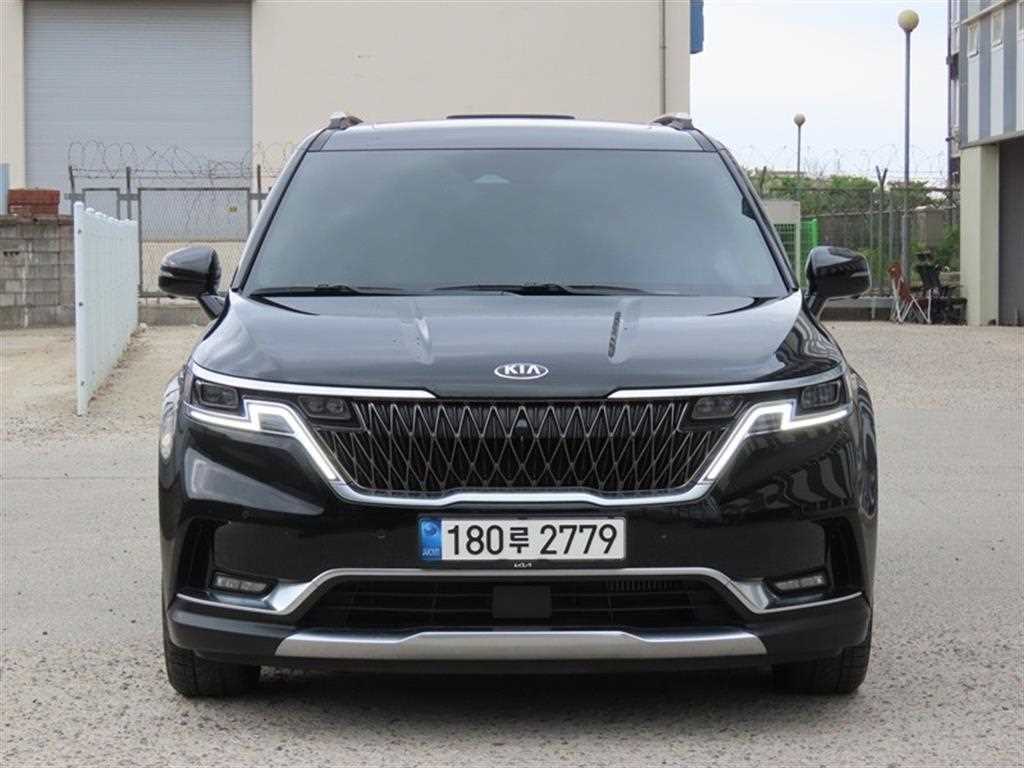 KIA Carnival - Vista 2