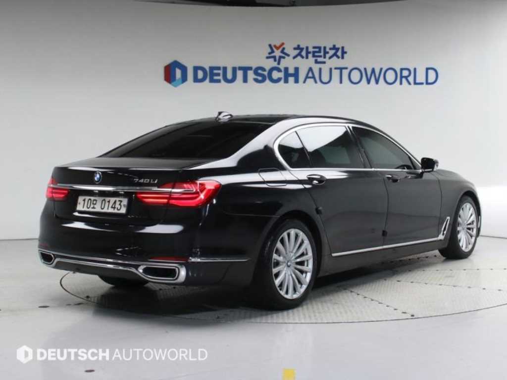BMW 7 Series - Vista 2
