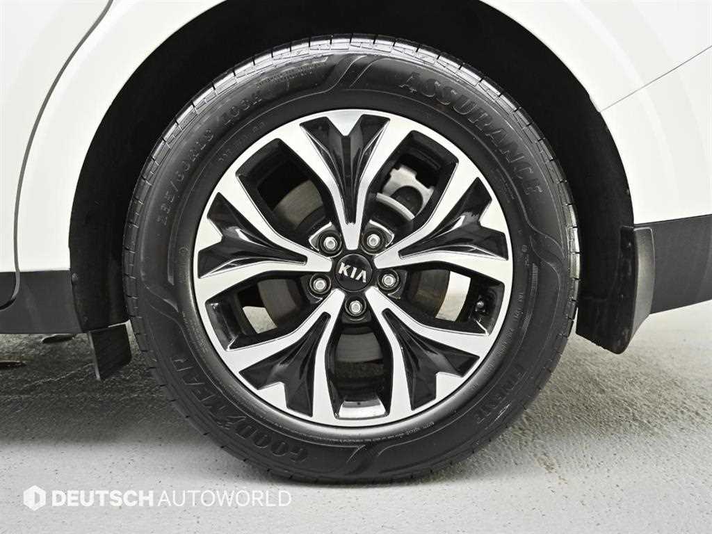 KIA Carnival - Vista 5