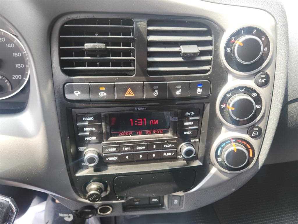 Small Truck Normal Box(High Deck) 2025 Blanco - Importación desde Corea - HF Imports Iquique - Foto 14