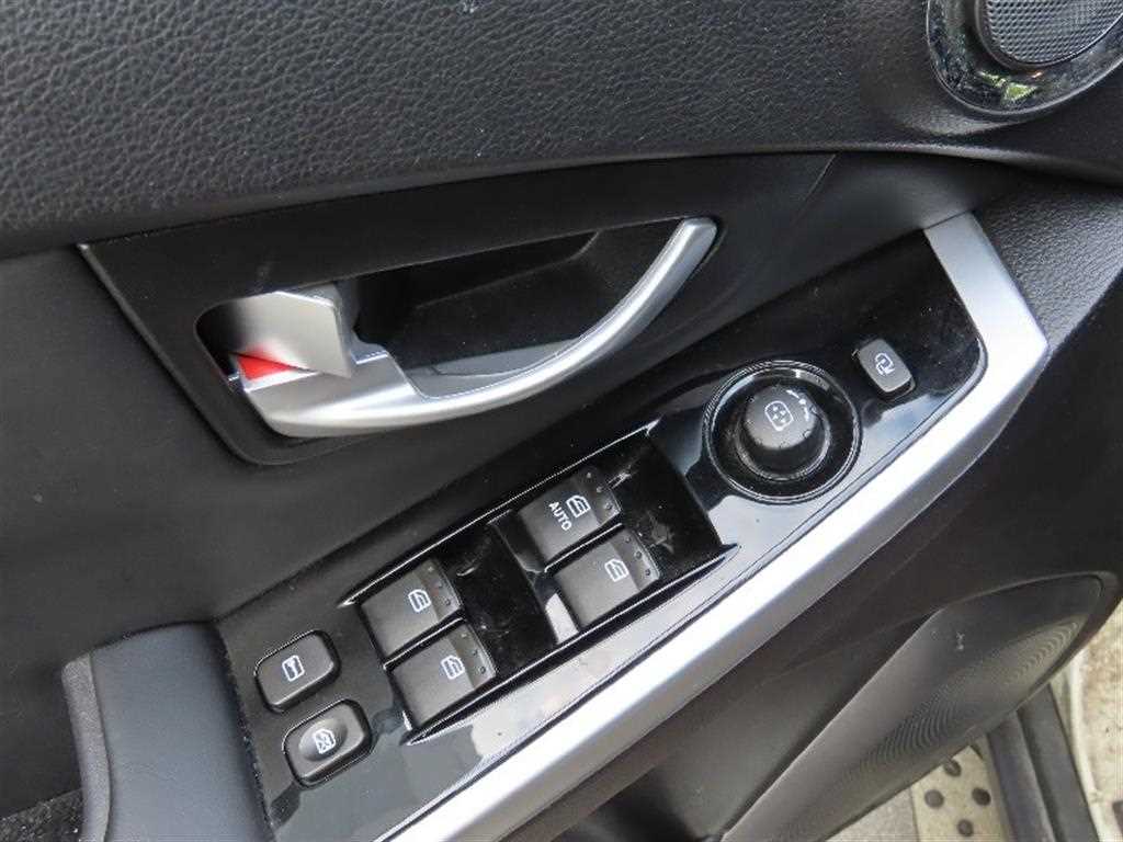 Ssangyong Korando 2015 Blanco - Importación desde Corea - HF Imports Iquique - Foto 13
