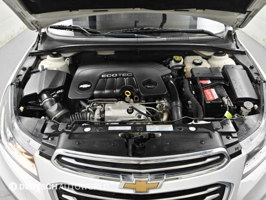 Chevrolet Cruise - Vista 7