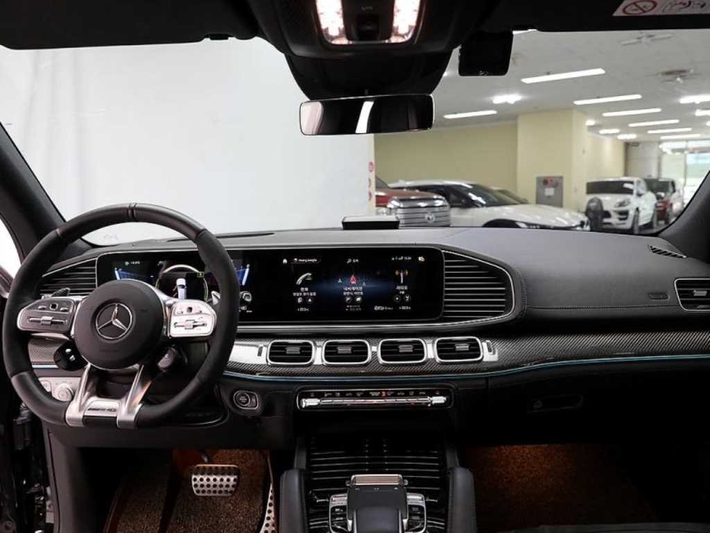 Mercedes Benz GLE Class - Vista 10