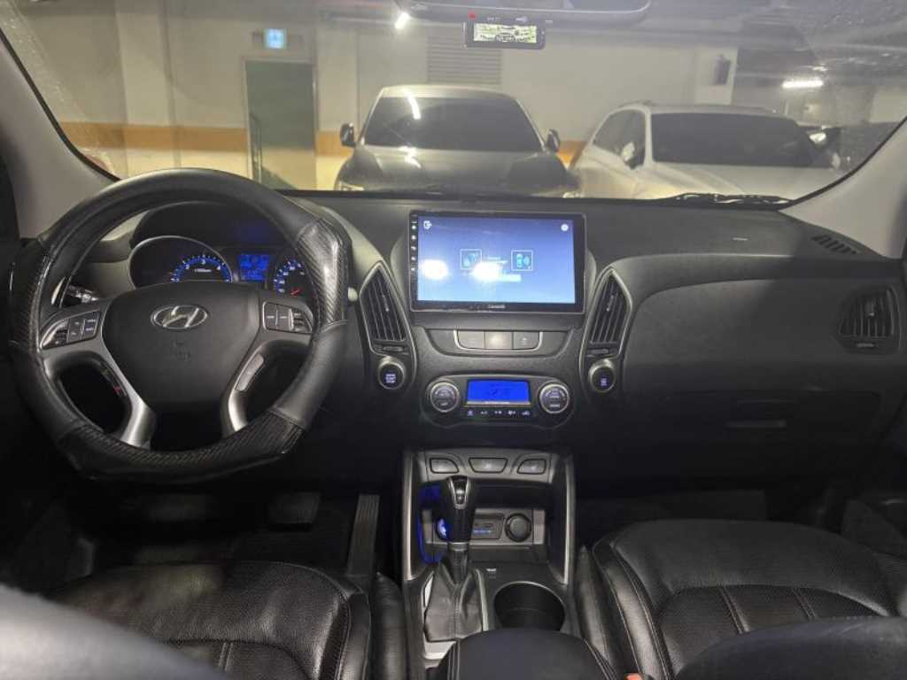 HYUNDAI Tucson - Vista 5