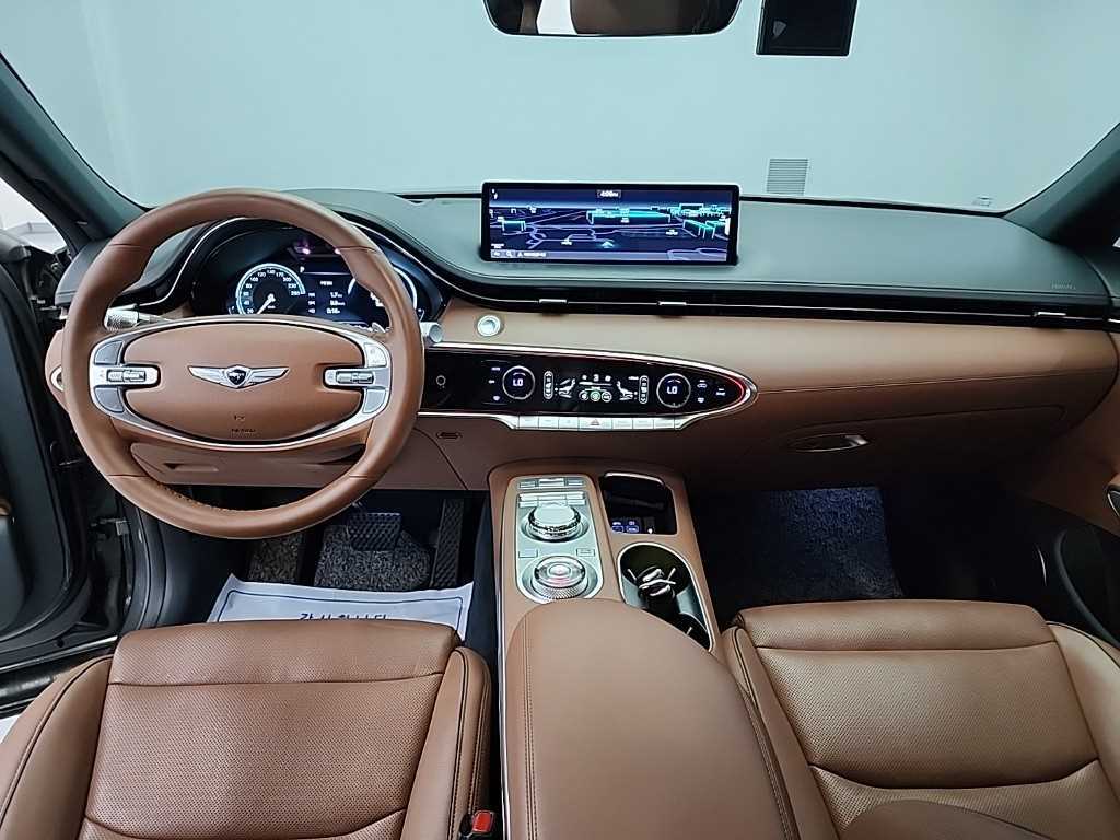 Genesis GV70 - Vista 7