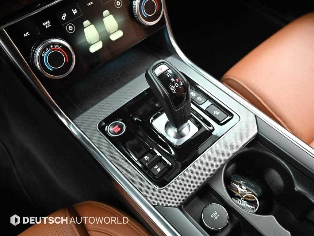 Jaguar XE - Vista 9