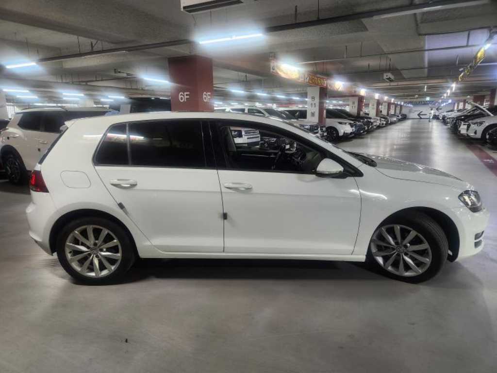 Volkswagen Golf - Vista 7