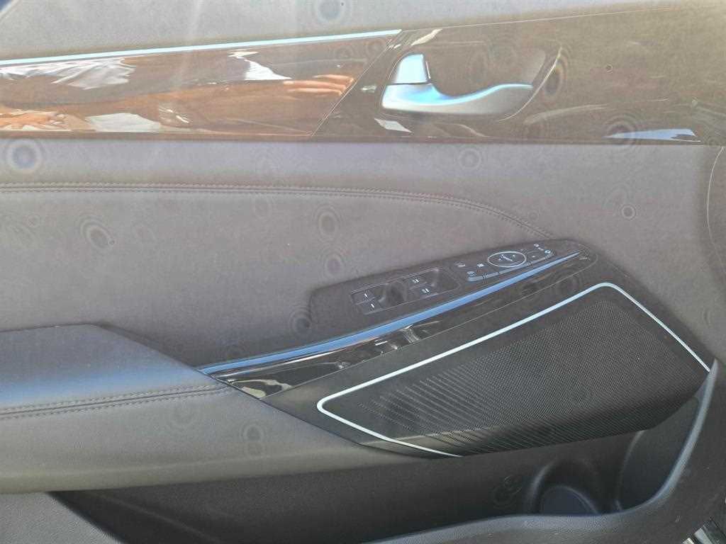 KIA K7 - Vista 5