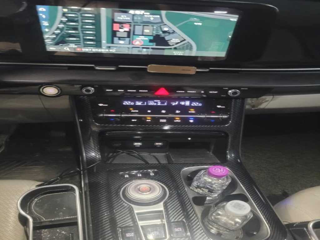 KIA Carnival - Vista 6