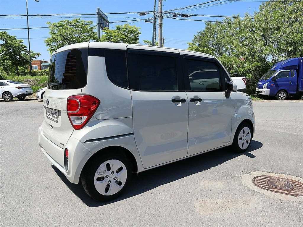 KIA Ray - Vista 7