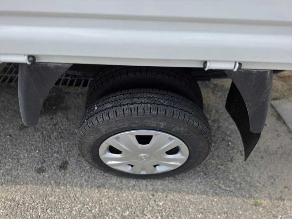 Small Truck Cargo (small) 2025 Blanco - Importación desde Corea - HF Imports Iquique - Foto 13