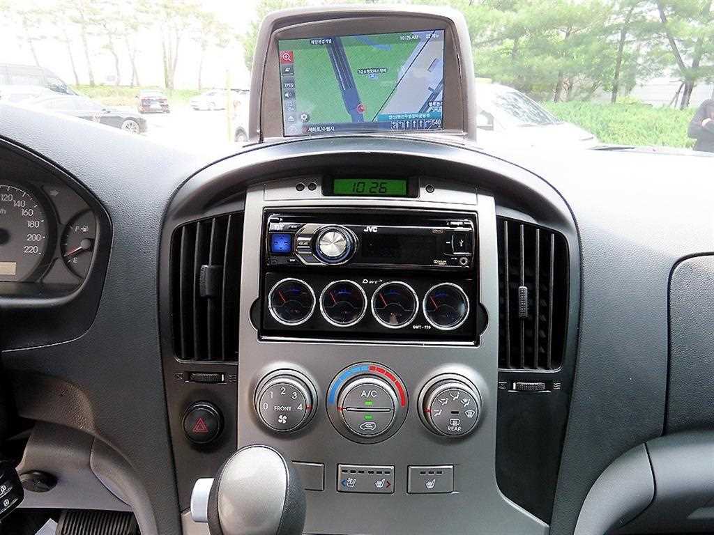 HYUNDAI Starex 2015 Negro - Importación desde Corea - HF Imports Iquique - Foto 13
