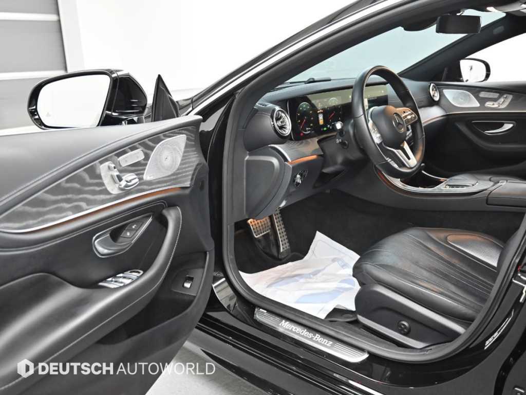 Mercedes Benz CLS Class - Vista 11