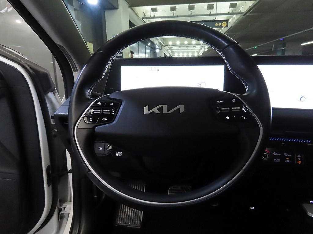 KIA EV6 - Vista 8