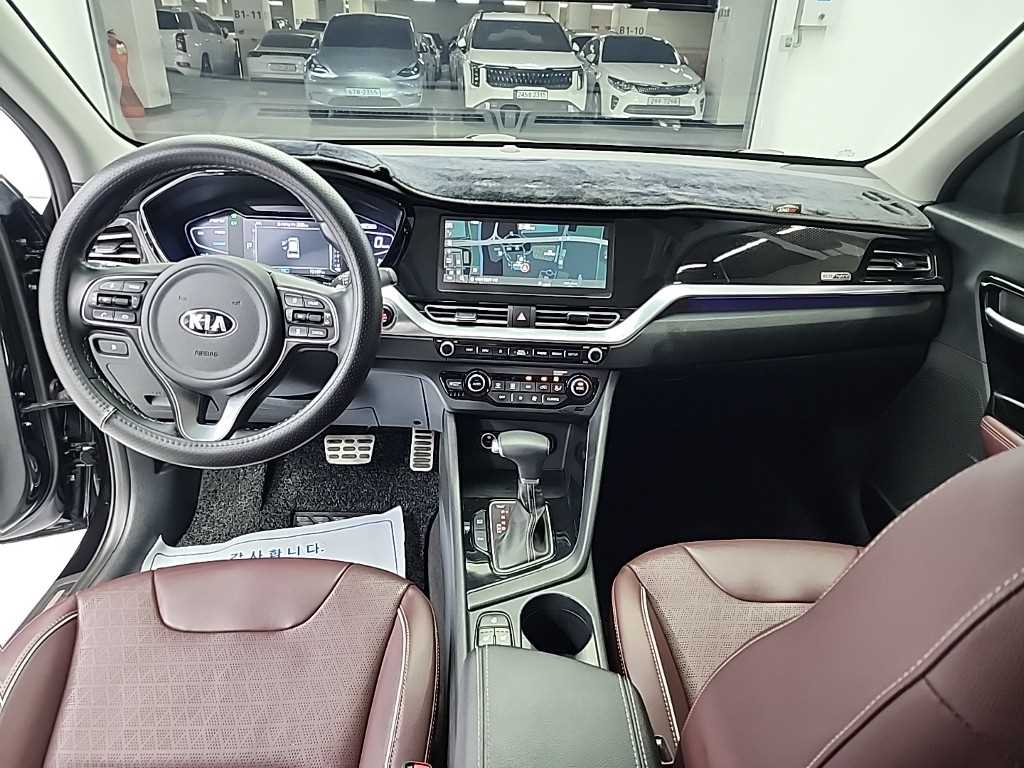 KIA Niro - Vista 7