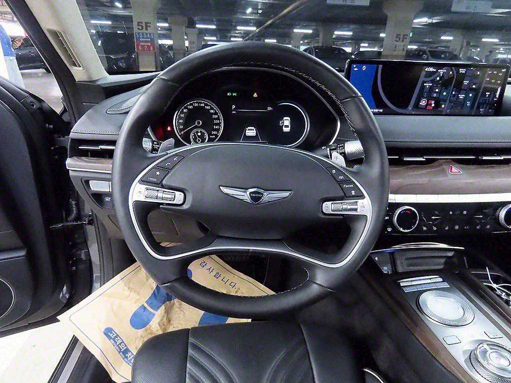 Genesis G80 - Vista 9