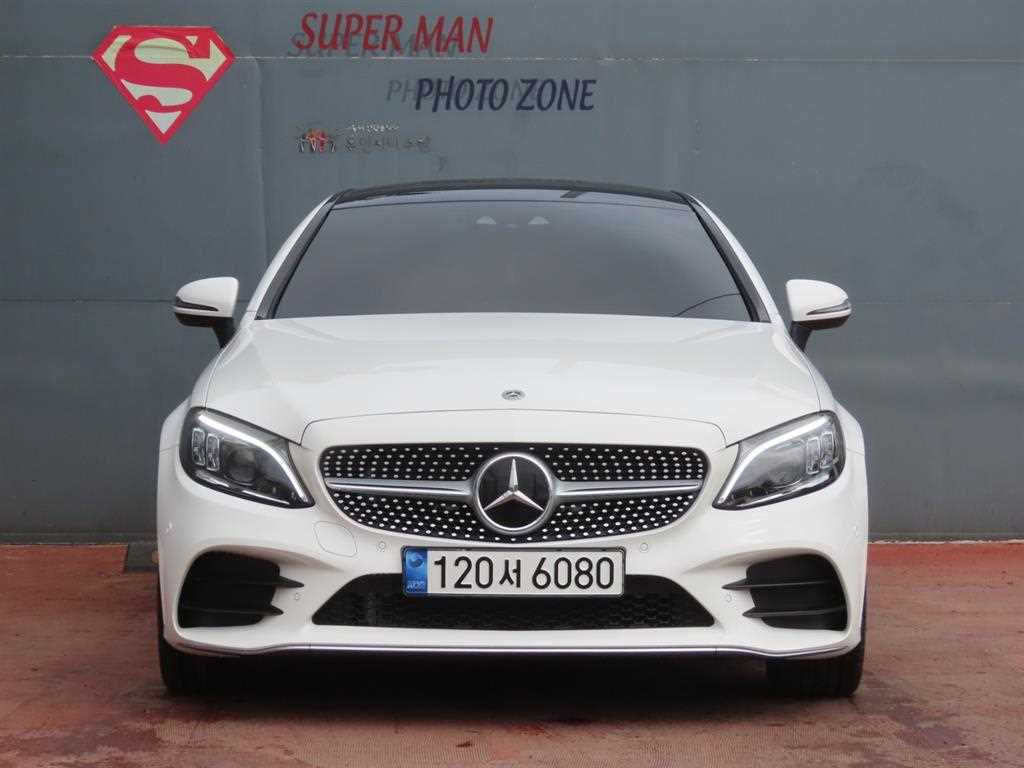 Mercedes Benz C Class - Vista 2