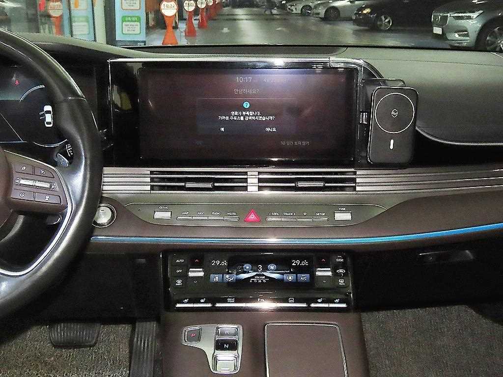 HYUNDAI Grandeur - Vista 11