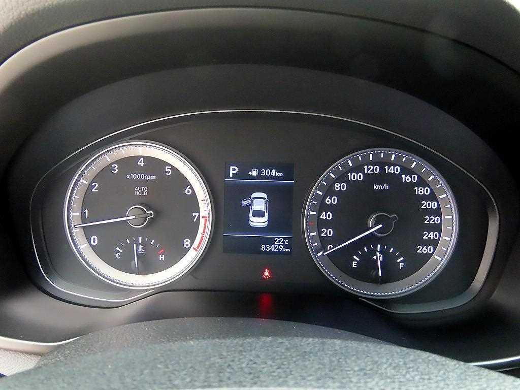 HYUNDAI Grandeur - Vista 9
